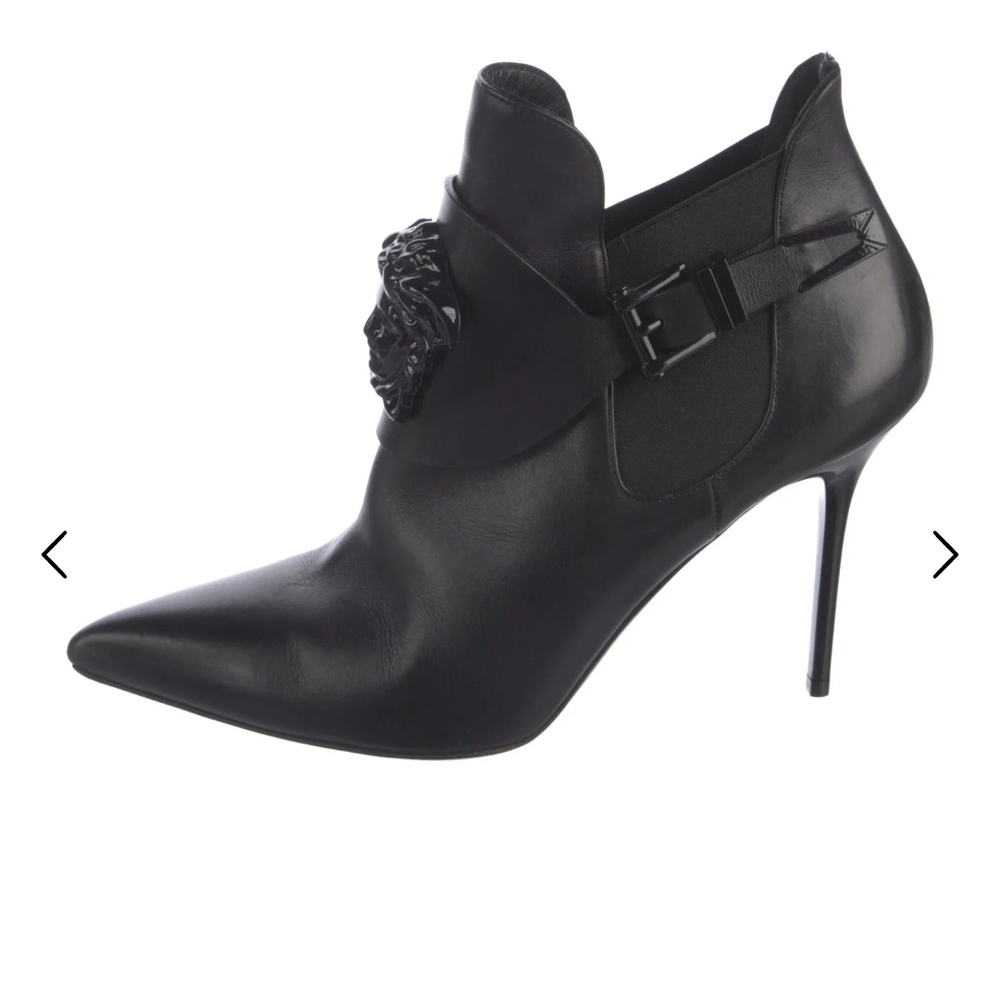 Versace Medusa Leather Black Women's Ankle Boots 9/ 39IT